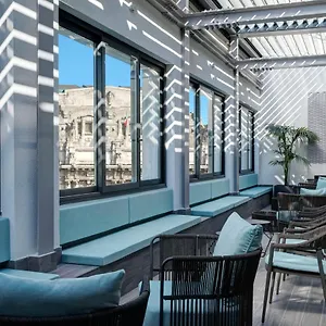4* Hotell Iq